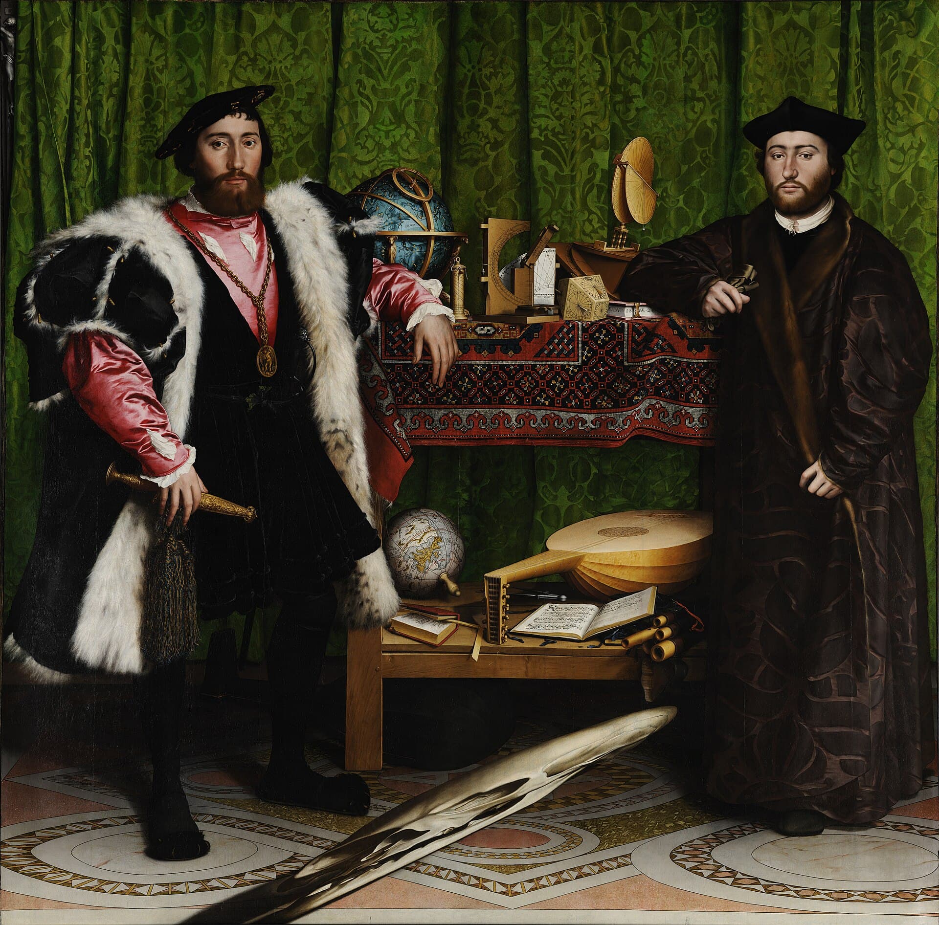 Tableau "Les Ambassadeurs" de Hans Holbein le Jeune (1533), représentant deux hommes richement vêtus entourés d'instruments de mesure, de globes terrestre et céleste, de cartes et de livres, avec au premier plan une anamorphose de crâne visible seulement